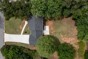4307 Cedar Wood Dr SW, Lilburn, GA 30047 - Photo 37