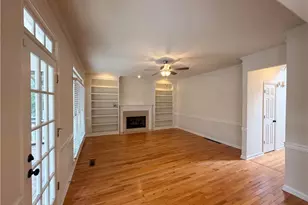 1900 Milfield Cir, Snellville, GA 30078 - Photo 3