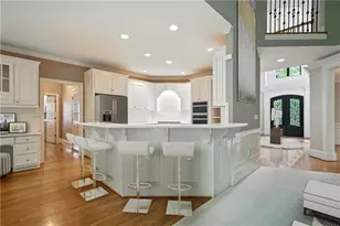 3770 Newport Bay Dr, Alpharetta, GA 30005 - Photo 13
