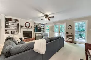 152 Oakwood Hills Dr, Suwanee, GA 30024 - Photo 3