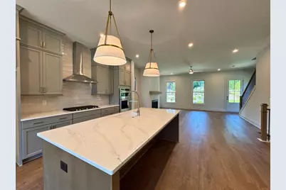1917 Repose Drive, Chamblee, GA 30341 - Photo 9