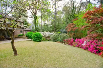 2065 Renault Lane, Atlanta, GA 30345 - Photo 39