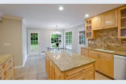2065 Renault Lane, Atlanta, GA 30345 - Photo 15