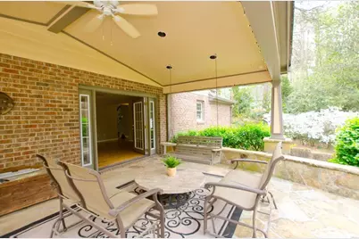 2065 Renault Lane, Atlanta, GA 30345 - Photo 17