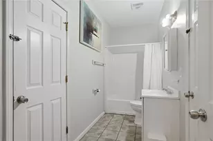 1070 Mayson Turner Rd NW, Atlanta, GA 30314 - Photo 11