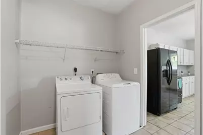 1070 Mayson Turner Road NW, Atlanta, GA 30314 - Photo 17