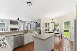 2487 Windchase Ct, Buford, GA 30518 - Photo 9