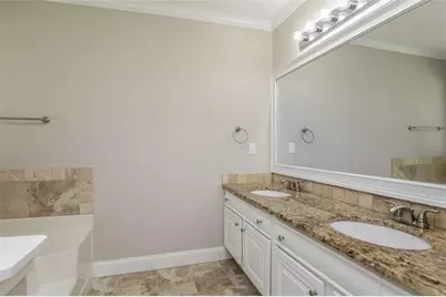5382 Valley Forest Way, Flowery Branch, GA 30542 - Photo 13