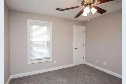 5382 Valley Forest Way, Flowery Branch, GA 30542 - Photo 9