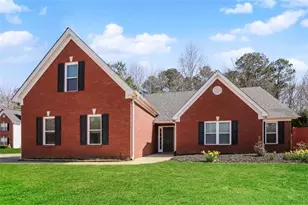 5382 Valley Forest Way, Flowery Branch, GA 30542 - Photo 1