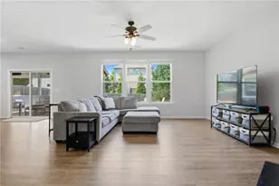 515 Creekshire Cir, Canton, GA 30115 - Photo 5