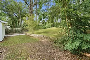 1222 Elizabeth Ave SW, Atlanta, GA 30310 - Photo 39