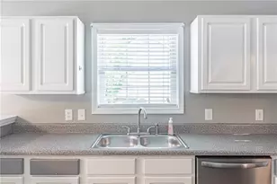 7015 Walnut Mill Landing, Cumming, GA 30040 - Photo 17
