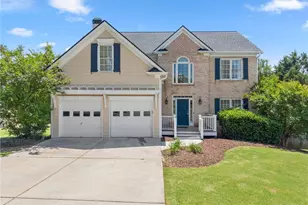 8455 Woodland View Dr, Gainesville, GA 30506 - Photo 1