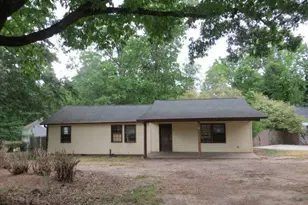 502 Hanes Dr, Forest Park, GA 30297 - Photo 1