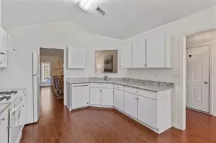 6196 Mt Salem Cir, Flowery Branch, GA 30542 - Photo 17
