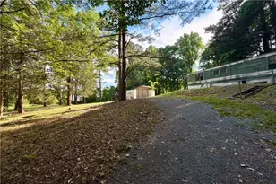 336 Johnson Dupree Ln, Acworth, GA 30102 - Photo 5