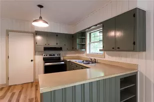 1431 S Broad St, Monroe, GA 30655 - Photo 9