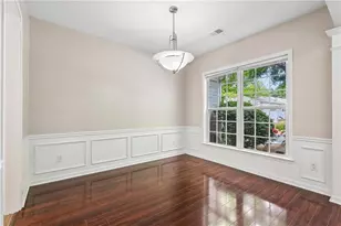 2779 Ashleigh Ln, Alpharetta, GA 30004 - Photo 3