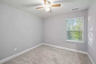 2570 Castellan Dr, Atlanta, GA 30316 - Photo 9