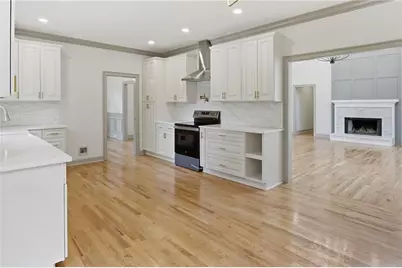 731 Chattahoochee Place, Gainesville, GA 30506 - Photo 5