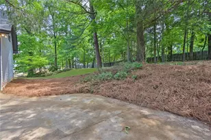 731 Chattahoochee Pl, Gainesville, GA 30506 - Photo 27