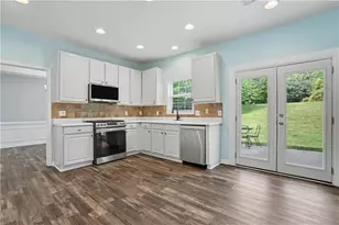 1432 Fairdale Ct, Dacula, GA 30019 - Photo 11