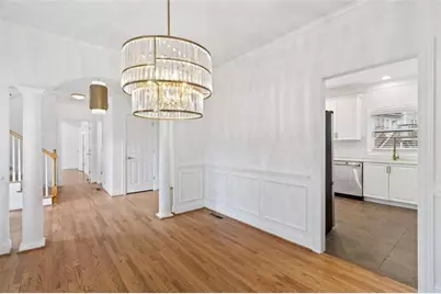 1711 Summit Glen Lane, Atlanta, GA 30329 - Photo 5