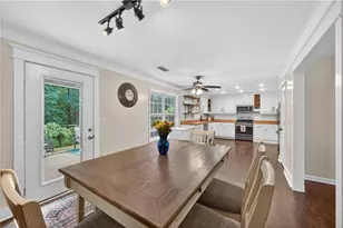 6250 Glen Port Cir, Flowery Branch, GA 30542 - Photo 9