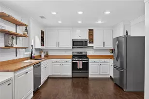 6250 Glen Port Cir, Flowery Branch, GA 30542 - Photo 11