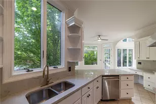 1483 Jones Rd, Roswell, GA 30075 - Photo 17