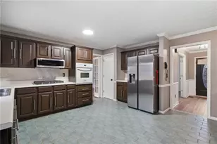 1543 Glencrest Trail, Lawrenceville, GA 30043 - Photo 11