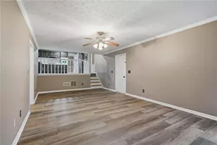 1543 Glencrest Trail, Lawrenceville, GA 30043 - Photo 15