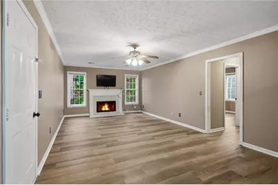 1543 Glencrest Trail, Lawrenceville, GA 30043 - Photo 13