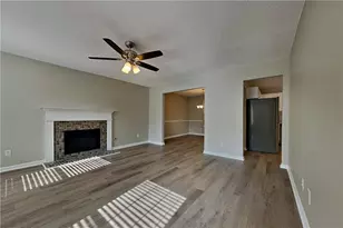 6469 Lester Ln, Stone Mountain, GA 30087 - Photo 3
