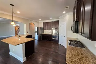 510 Georgia Cir, Loganville, GA 30052 - Photo 3