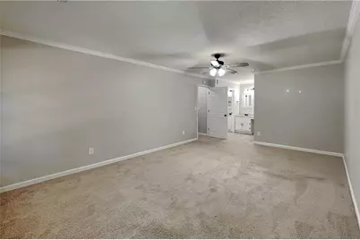 9880 Lake Forest Way, Roswell, GA 30076 - Photo 9