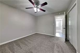 548 Julius Dr, Stone Mountain, GA 30087 - Photo 13