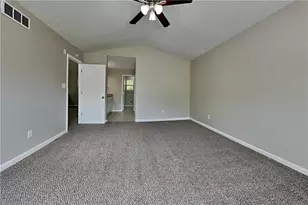 548 Julius Dr, Stone Mountain, GA 30087 - Photo 9