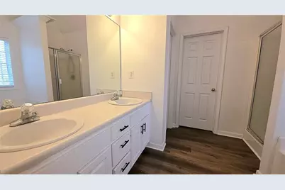 1048 Falls Brooke Drive, Conyers, GA 30094 - Photo 17