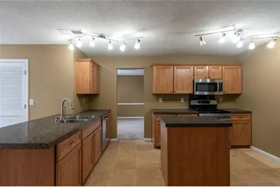 3117 Stonebridge Creek Drive, Lithonia, GA 30058 - Photo 9