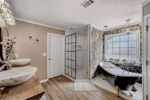 1611 Lake View Ct, Loganville, GA 30052 - Photo 29