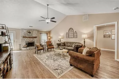 1611 Lake View Court, Loganville, GA 30052 - Photo 13
