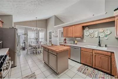 1611 Lake View Court, Loganville, GA 30052 - Photo 15