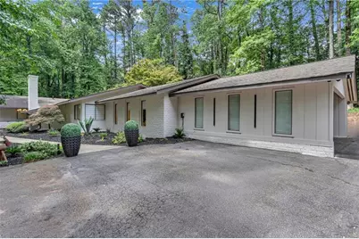 5384 Pheasant Run, Stone Mountain, GA 30087 - Photo 3