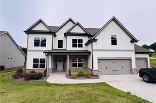 146 Cherokee Rose Ln, Hoschton, GA 30548 - Photo 1