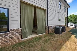 6852 Silver Maple Dr, Rex, GA 30273 - Photo 5