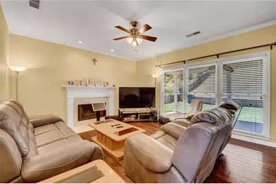 2150 Laurel Lake Drive, Suwanee, GA 30024 - Photo 7