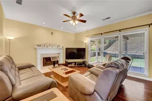 2150 Laurel Lake Dr, Suwanee, GA 30024 - Photo 7