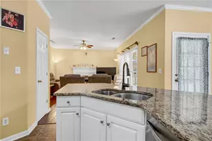 2150 Laurel Lake Dr, Suwanee, GA 30024 - Photo 15